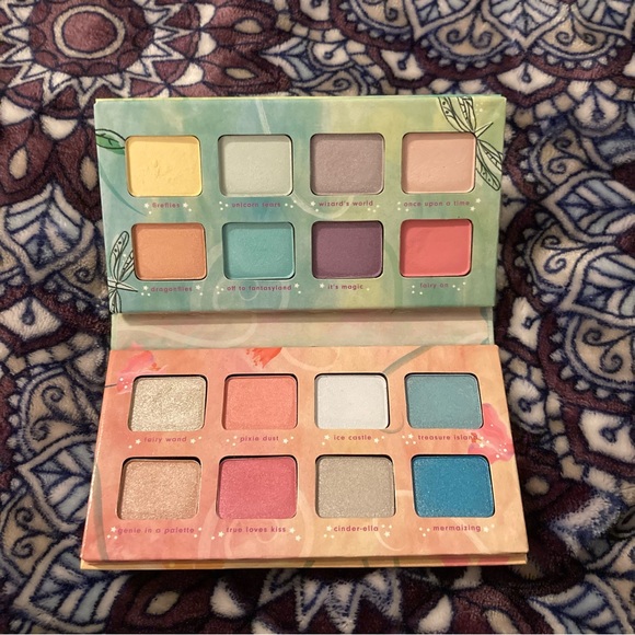 Essence Cosmetics Fairy Wings & Magical Things Eyeshadow Palette - Picture 3 of 3